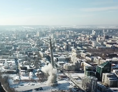 В Екатеринбурге снесли недостроенную телебашню (видео)
