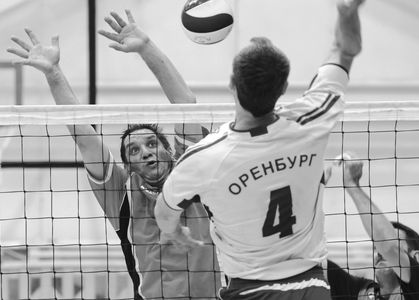 В Челябинске прошел IХ региональный турнир по волейболу среди ветеранов 