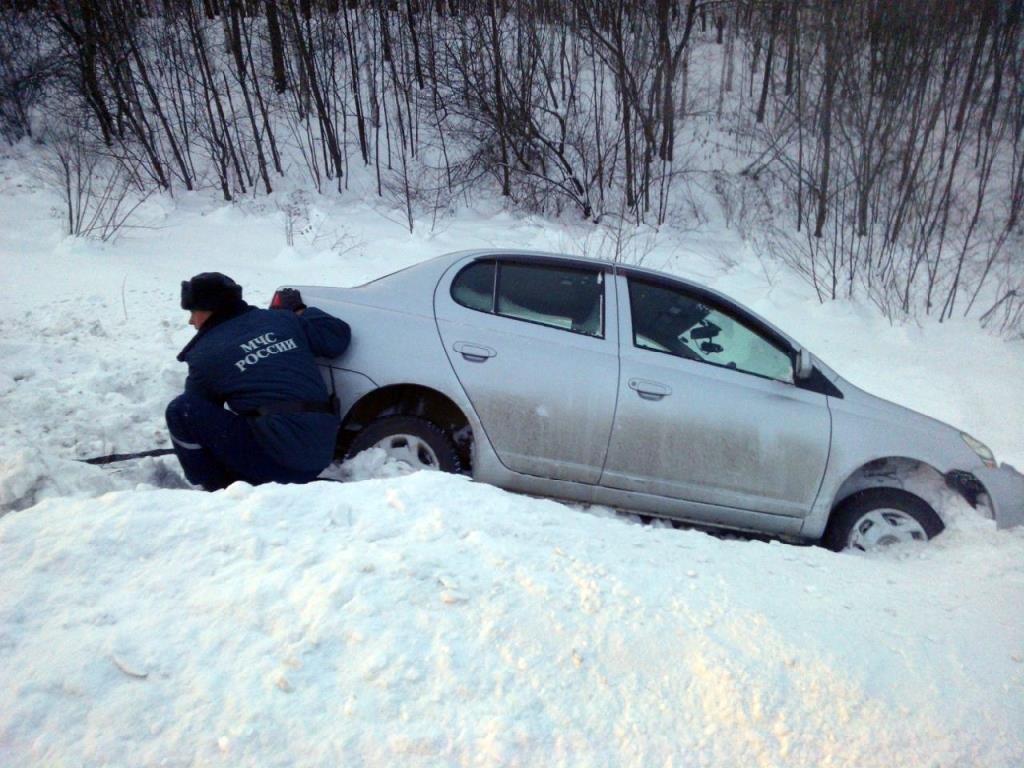 Фура «сгребла» четыре легковых авто под Ашой. Есть пострадавшие и погибший Фура «сгребла» четыре легковых авто под Ашой. Есть пострадавшие и погибший