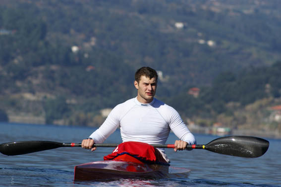 Антон Васильев  стал чемпионом мира по гребле