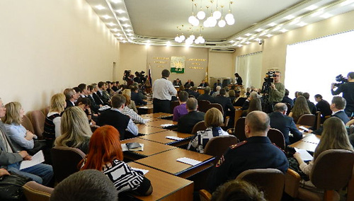 В Челябинске прошли публичные слушания, на которых обсуждались изменения в Устав города