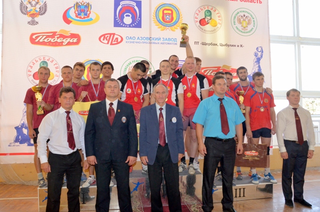 Южноуральские  гиревики завевали командную «бронзу» на Кубке России