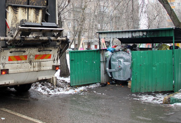 В Кургане ищут мусоровозы, мешающие горожанам спать