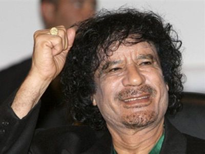 21 октября СМИ сообщили, что в Ливии повстанцы убили Муаммара Каддафи