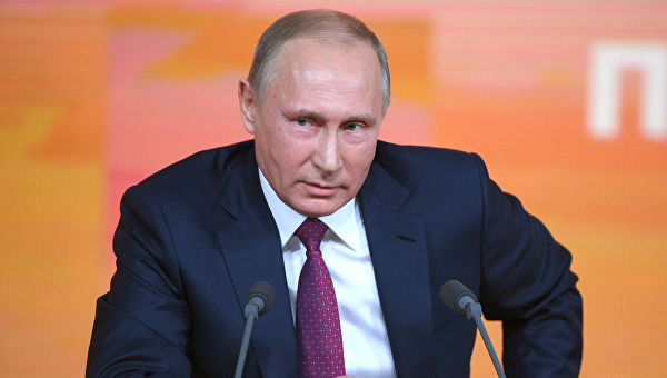 Путин ответил на вопрос челябинской журналистки об утилизации мусора Путин ответил на вопрос челябинской журналистки об утилизации мусора
