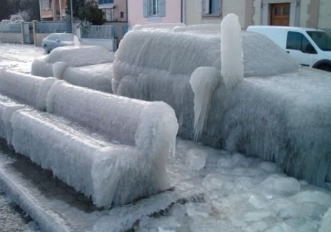 В Кургане более 50 человек получили переломы из-за ледяного дождя