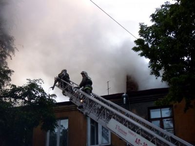 В поселке  Бажова под Копейском на двух пожарах удалось спасти четырех человек