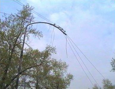 В Челябинской области 20 мая из-за ночного ветра остались без электричества 12 поселков