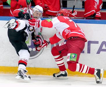 Челябинский «Трактор» стал единоличным лидером Континентальной хоккейной лиги