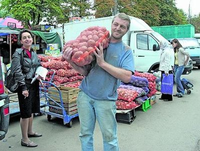 В предстоящие выходные в Челябинске продолжать торговать недорогими овощами 