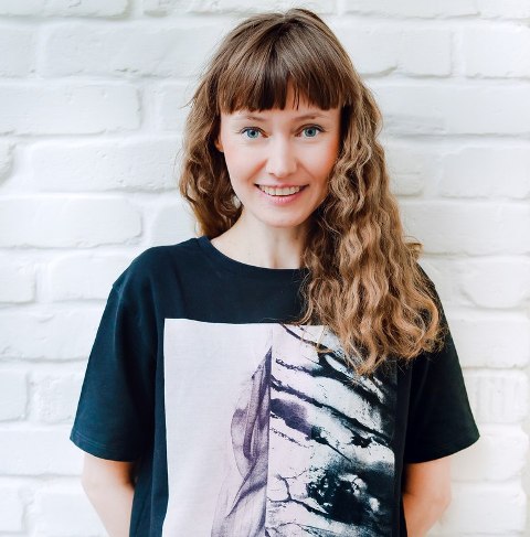Юлия Малышева: «В театре ты сам себе режиссёр, актёр, художник и хозяин» Юлия Малышева: «В театре ты сам себе режиссёр, актёр, художник и хозяин»