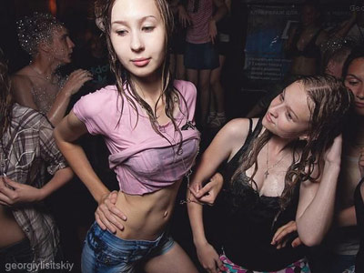 В Челябинском ночном клубе посвящение в первокурсники превратилось в секс-оргию - beton-krasnodaru.ru