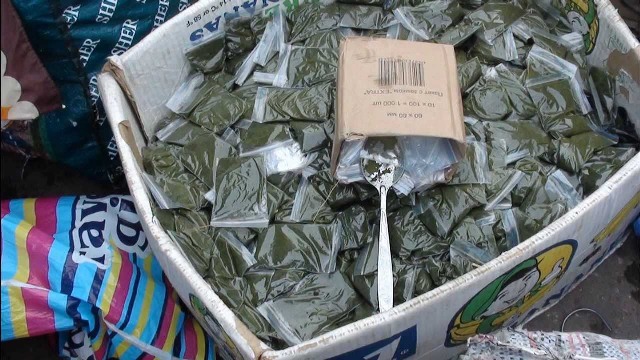 Челябинские полицейские изъяли у двух жителей города 2,5 килограмма синтетических наркотиков