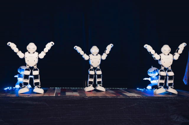 Поиграть с роботами приглашают южноуральцев в Челябинске