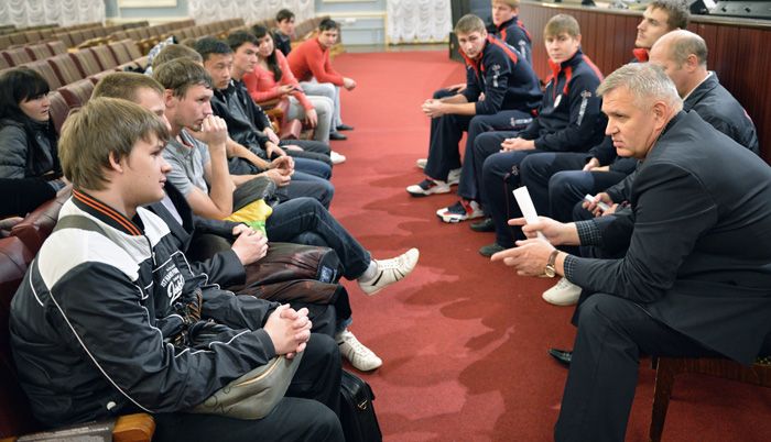 В Челябинске фан-клуб встретился с волейболистами «Торпедо»