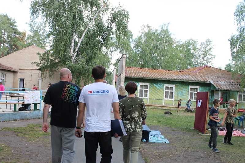 Дети в лагере: безопасность, комфорт, организацию досуга оценили родители и общественники Дети в лагере: безопасность, комфорт, организацию досуга оценили родители и общественники