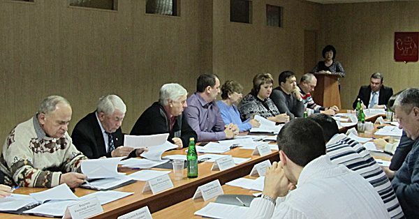 Депутаты Коркинского Совета трижды "прокатили" бюджет города на 2013 год