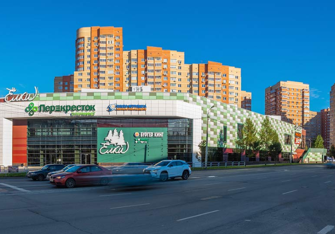 В Челябинске открылся ТК "Елки" на улице 40 лет Победы В Челябинске открылся ТК "Елки" на улице 40 лет Победы