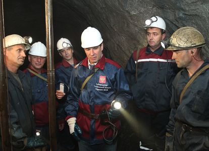 Михаил Юревич стал первым губернатором, спустившимся в шахту