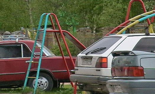 За восемь месяцев в Челябинске с незаконных парковок увезли около 13 тысяч машин