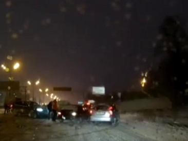 В Челябинске в массовом ДТП столкнулись 7 авто