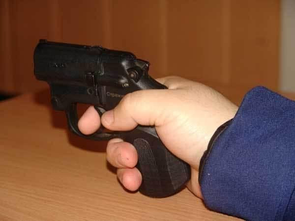 В Челябинске изъят травматический пистолет, находящийся в федеральном розыске с 2008 года
