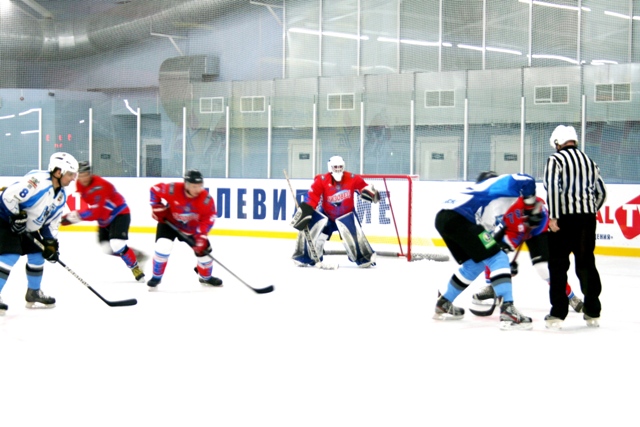 В Южноуральске завершился чемпионат города по хоккею