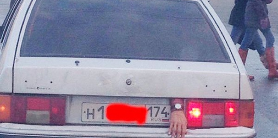 На этой неделе блогеры рассуждают о новогодних выходных: много это или мало