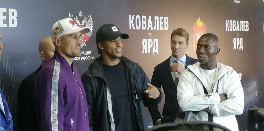 Боксеры Ковалев и Ярд ответили на вопросы журналиста сайта «Медиазавод»