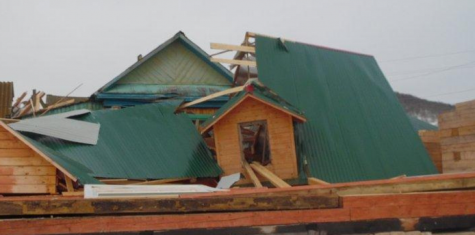 В Башкирии ураган сорвал крыши с домов и оборвал провода