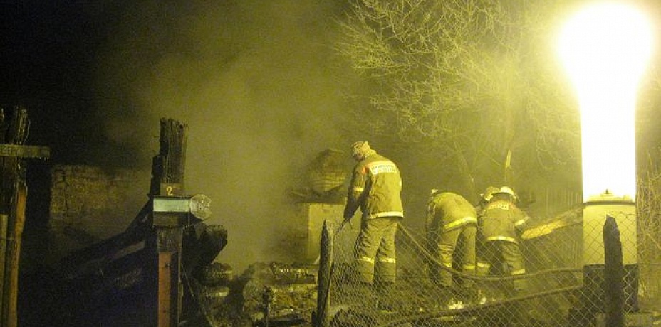 В Каслинском районе на пожаре погибло трое детей