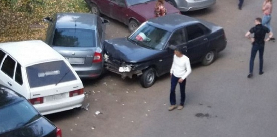 В Уфе пьяный водитель устроил ДТП с шестью машинами