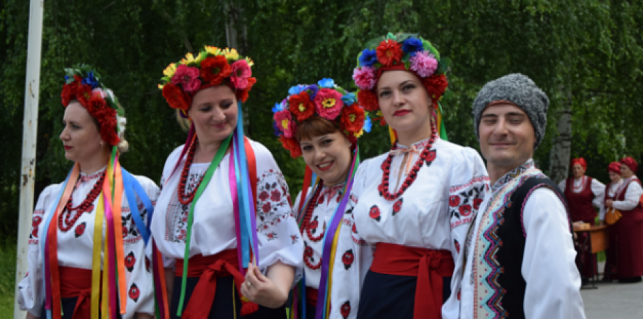 Сало и вареники, песни и танцы: украинский фестиваль прошёл на Южном Урале