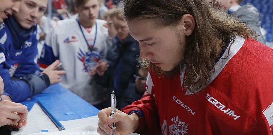 Челябинский «Трактор» заключил пробный контракт с защитником Рыковым