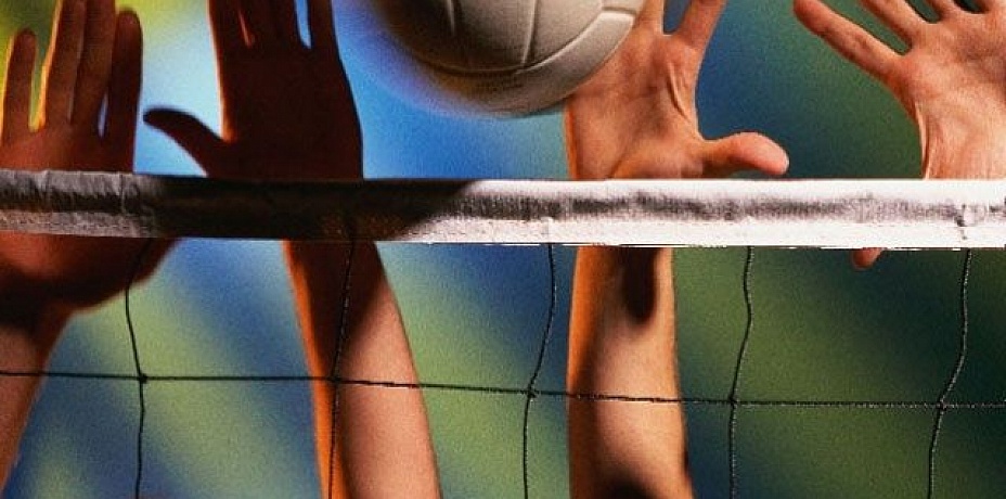 Челябинский волейбольный клуб  «Торпедо» готовится к ответственным матчам