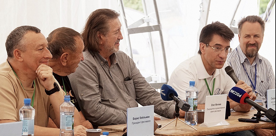 Фонд Митяева оказался в центре конфликта на Грушинском фестивале