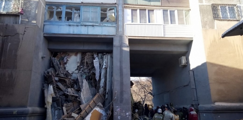 Спасатели извлекли из-под рухнувшего дома в Магнитогорске тела 19 погибших
