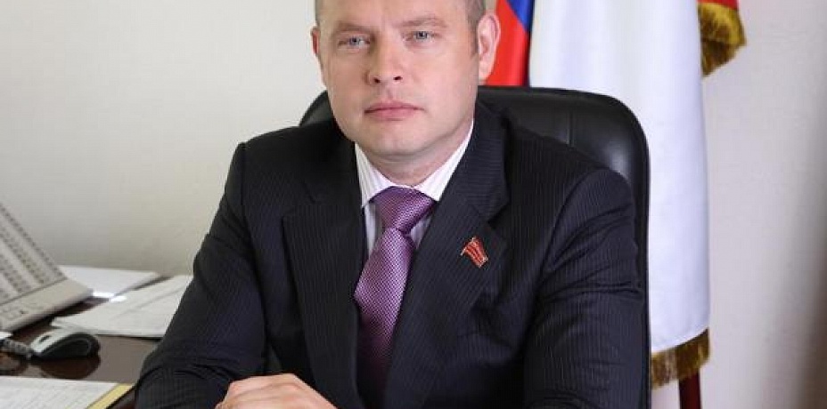 Депутат Александр Мотовилов усыновил девять воспитанников детского дома