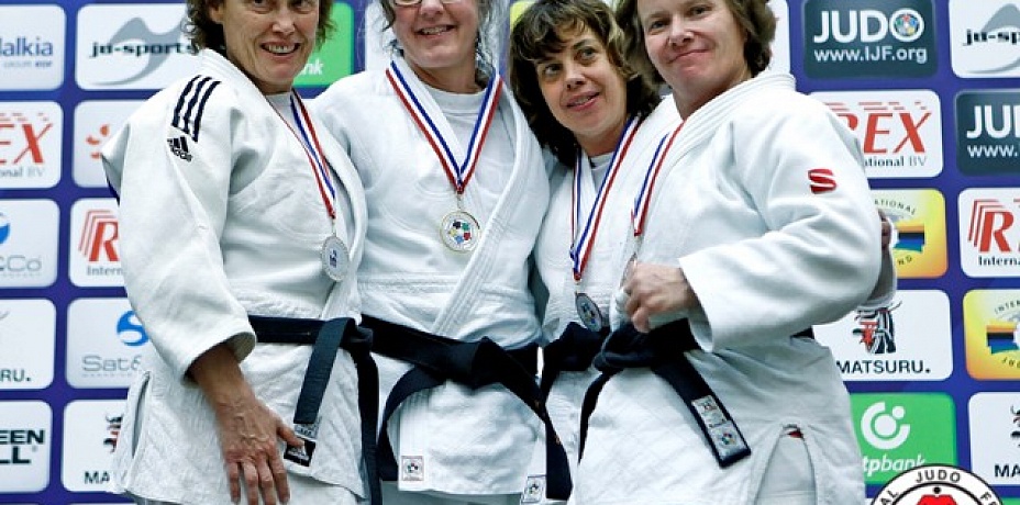 Челябинска Надежда Гавриленко  стала  бронзовой призеркой  чемпионата мира по дзюдо среди ветеранов