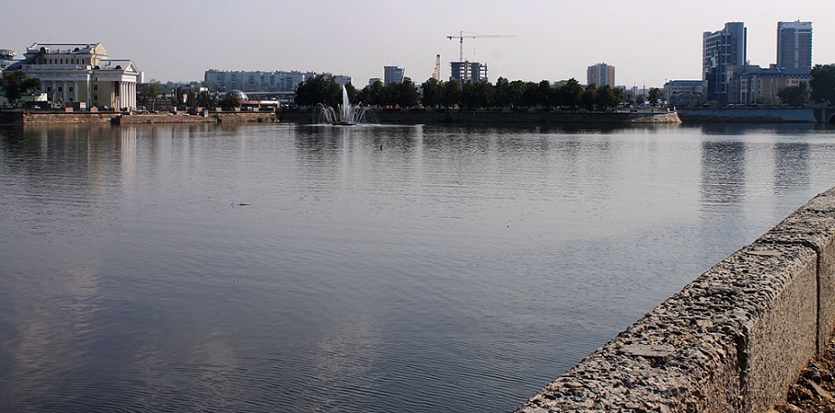 Уборку реки Миасс завершают в Челябинске