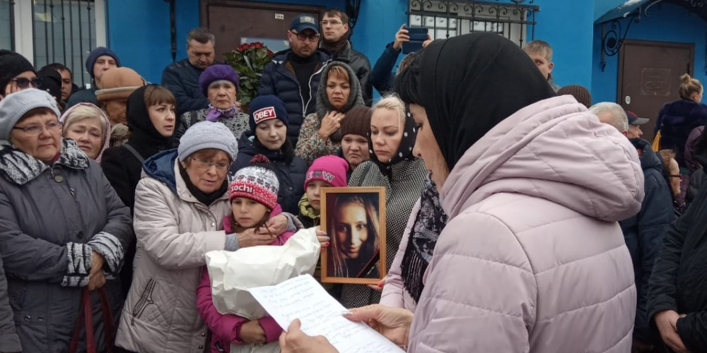Пропавшую на Урале автомобилистку похоронили