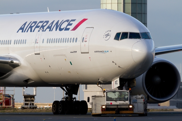 Boeing-777 авиакомпании Air France совершил аварийную посадку в Екатеринбурге