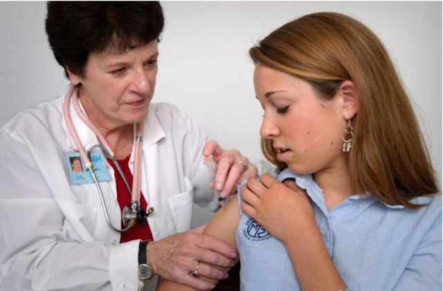 На Южном Урале начался сезон вакцинации против клещевого энцефалита  