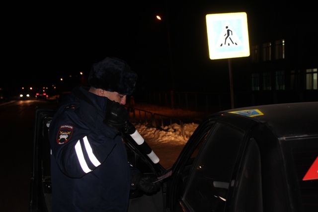 Проверили 150 автомобилей полицейские в п. Увельский