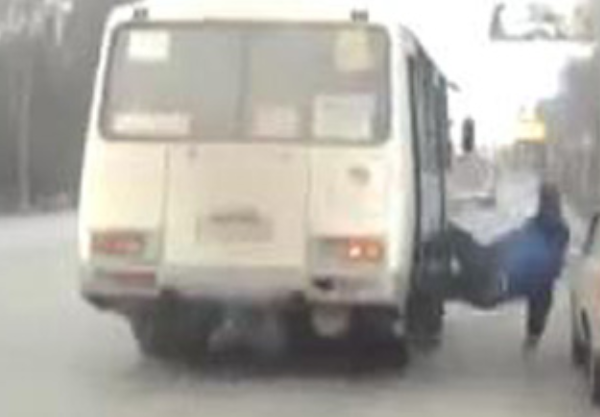 В Перми водитель автобуса предстал перед судом за травму пассажирки