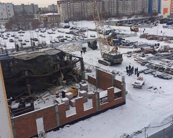 В Кургане частично обрушилось возводимое здание "Транснефть-Урал"