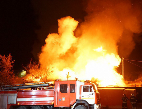 В Кургане за ночь сгорели два дома