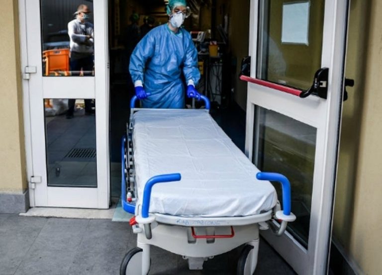 Первая смерть от коронавируса подтверждена в Челябинской области
