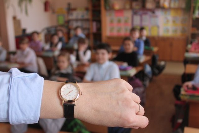 Учиться только в первую смену скоро будут ученики большинства школ Южного Урала