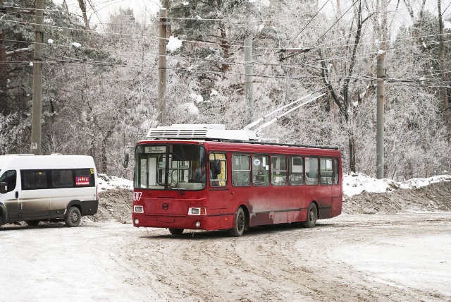 Не первый раз власти Челябинска обсуждают пути повышения эффективности деятельности городского транспорта: трамвая и троллейбуса
